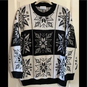 Vintage Snowflake FairIsle Color Block Black & White Cottage Core Knit Sweater